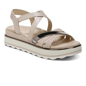 Women’s Vionic Kellyn Flatform Sandal – Moonlight